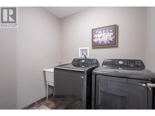 7657 Stillwater Crescent, Prince George, BC - Indoor Photo Showing Laundry Room