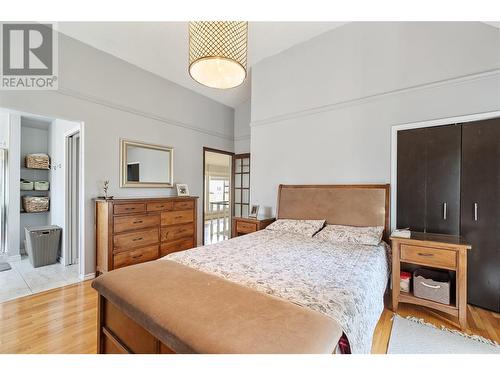 694 Mcclure Road, Kelowna, BC - Indoor Photo Showing Bedroom