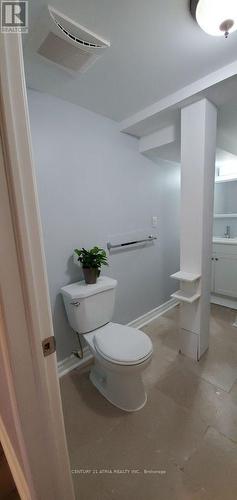 95 Prairie Drive, Toronto (Oakridge), ON - Indoor Photo Showing Bathroom