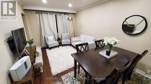 95 Prairie Drive, Toronto (Oakridge), ON - Indoor Photo Showing Dining Room