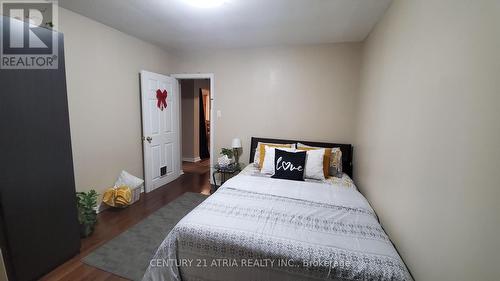 95 Prairie Drive, Toronto (Oakridge), ON - Indoor Photo Showing Bedroom