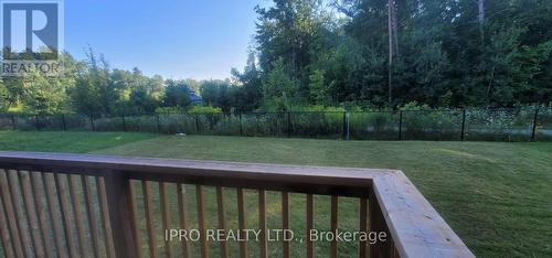 30 Moreau Way, Springwater (Minesing), ON - Outdoor