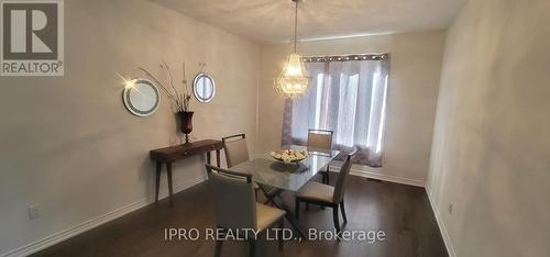 30 Moreau Way, Springwater (Minesing), ON - Indoor Photo Showing Dining Room