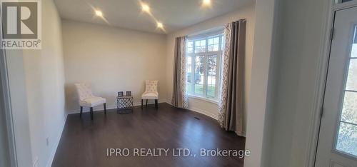 30 Moreau Way, Springwater (Minesing), ON - Indoor Photo Showing Other Room