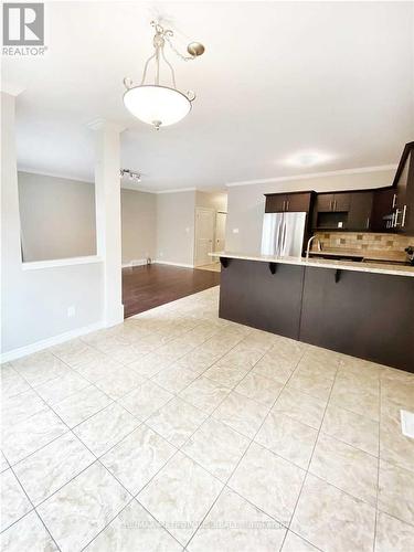 23 - 960 Bitterbush Crescent, London, ON - Indoor Photo Showing Kitchen