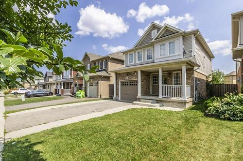 16 Newport Crescent, Hamilton, ON - Outdoor With Facade