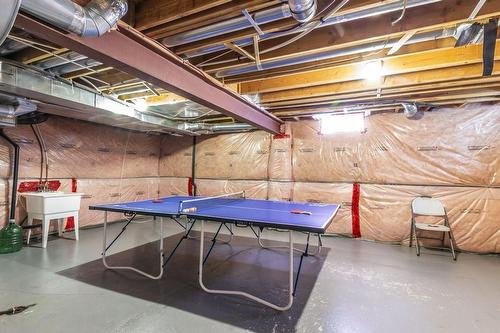 16 Newport Crescent, Hamilton, ON - Indoor Photo Showing Basement