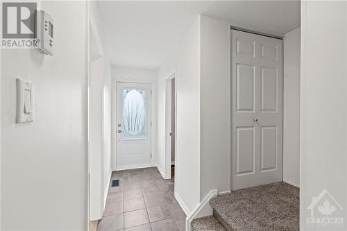 85 Shouldice Crescent, Kanata, ON - Indoor Photo Showing Other Room