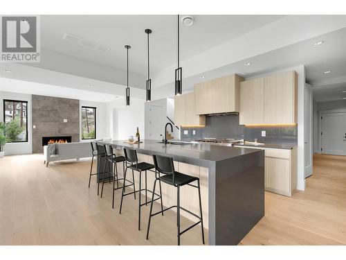 1587 Malbec Place, West Kelowna, BC - Indoor Photo Showing Kitchen With Upgraded Kitchen