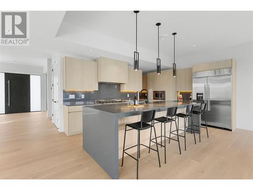 1587 Malbec Place, West Kelowna, BC - Indoor Photo Showing Kitchen With Upgraded Kitchen