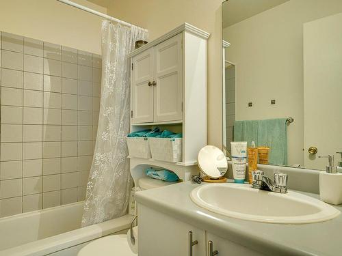 Bathroom - 490  - 496 Av. Du Parc, Saint-Jérôme, QC - Indoor Photo Showing Bathroom