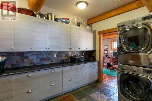 2065 Mcmurdo Road, Golden, BC - Indoor Photo Showing Laundry Room