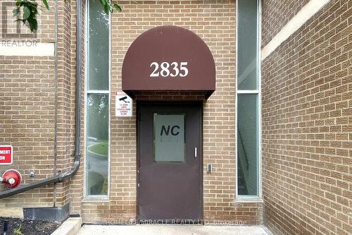 710 - 2835 Islington Avenue, Toronto (Humber Summit), ON - Outdoor