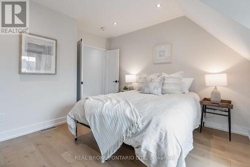 168 Essex Street, Toronto (Dovercourt-Wallace Emerson-Junction), ON - Indoor Photo Showing Bedroom