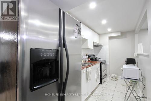 4 Adam Street, Brampton, ON - Indoor Photo Showing Kitchen