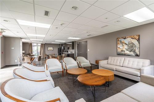 5010 Corporate Drive|Unit #239, Burlington, ON - Indoor