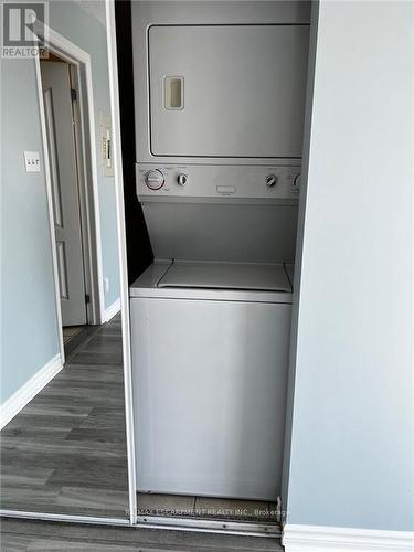 804 - 135 James Street S, Hamilton (Corktown), ON - Indoor Photo Showing Laundry Room