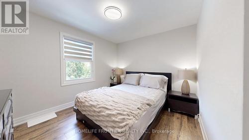 77 Elmwood Avenue, Richmond Hill, ON - Indoor Photo Showing Bedroom