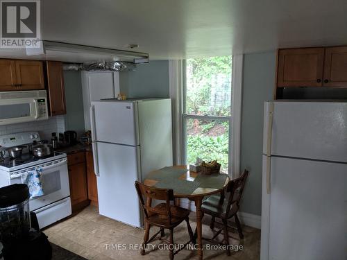 10 - 12 Murney Street, Belleville, ON - Indoor Photo Showing Kitchen