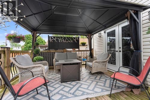 45 Ivy Avenue, St. Catharines, ON - Outdoor With Deck Patio Veranda With Exterior