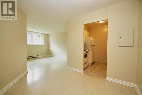 810 Kyle Court Court Unit#G-5, Brockville, ON - Indoor Photo Showing Other Room