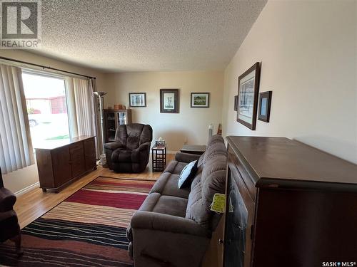 46 Kasper Crescent, Assiniboia, SK - Indoor Photo Showing Other Room