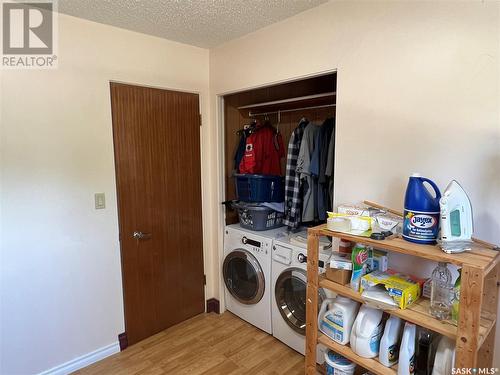 46 Kasper Crescent, Assiniboia, SK - Indoor Photo Showing Laundry Room