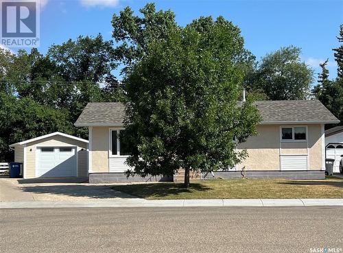 46 Kasper Crescent, Assiniboia, SK - Outdoor