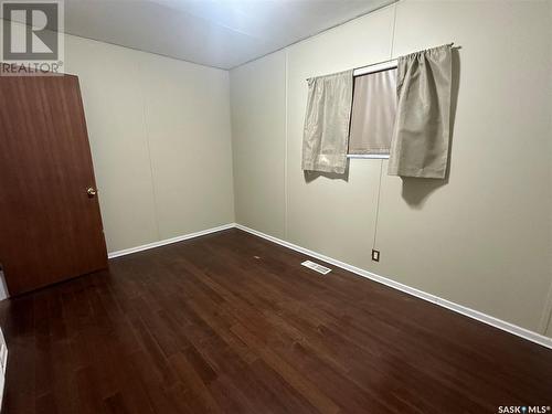 1225 Halifax Street, Halbrite, SK - Indoor Photo Showing Other Room