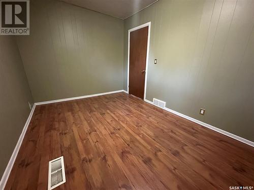 1225 Halifax Street, Halbrite, SK - Indoor Photo Showing Other Room