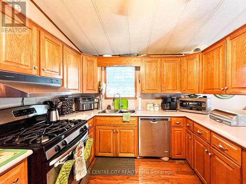 121 - 2189 Dundas Street S, London, ON - Indoor Photo Showing Kitchen With Double Sink