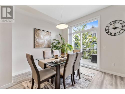 170 Celano Crescent Unit# 21, Kelowna, BC - Indoor Photo Showing Dining Room