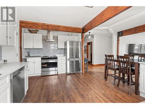 4957 Silver Star Road, Vernon, BC - Indoor Photo Showing Kitchen