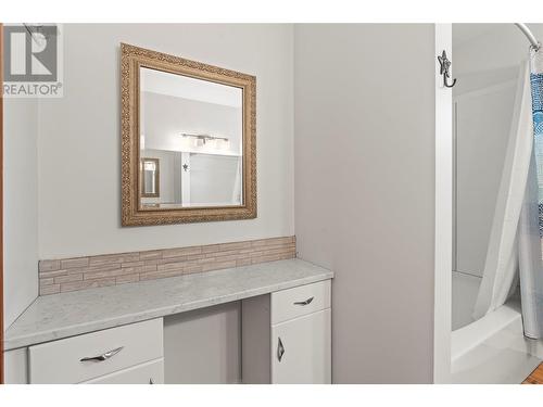 4957 Silver Star Road, Vernon, BC - Indoor Photo Showing Bathroom