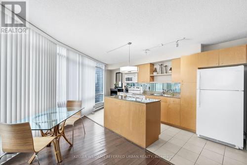 2803 - 373 Front Street W, Toronto, ON - Indoor Photo Showing Kitchen With Double Sink