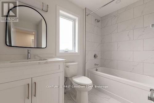 216 Greene Street, South Huron (Exeter), ON - Indoor Photo Showing Bathroom