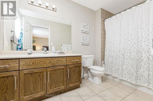 9 Warren Street, Guelph (Grange Hill East), ON - Indoor Photo Showing Bathroom