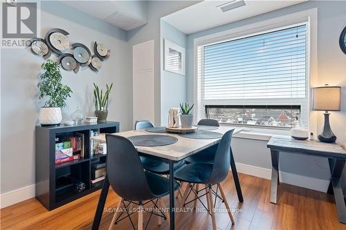 607 - 1 Wellington Street, Brantford, ON - Indoor Photo Showing Dining Room