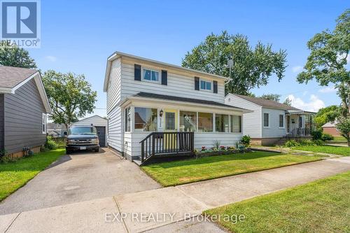 6326 Skinner Street, Niagara Falls, ON - Outdoor With Deck Patio Veranda With Facade