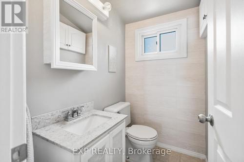 6326 Skinner Street, Niagara Falls, ON - Indoor Photo Showing Bathroom