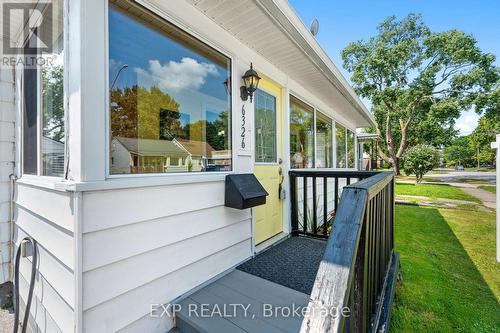 6326 Skinner Street, Niagara Falls, ON - Outdoor With Exterior