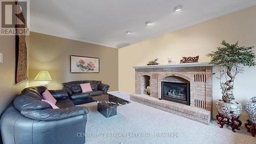 2 Garden Walk, London, ON - Indoor Photo Showing Living Room With Fireplace