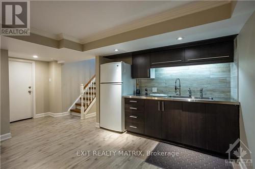 782 Notre Dame Street, Prescott And Russell, ON - Indoor Photo Showing Kitchen With Double Sink