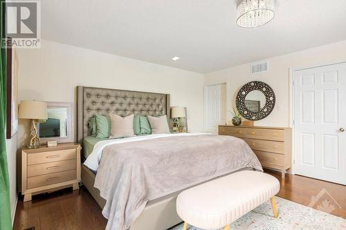 278 Kiwanis Court, Ottawa, ON - Indoor Photo Showing Bedroom