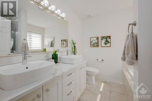 278 Kiwanis Court, Ottawa, ON - Indoor Photo Showing Bathroom