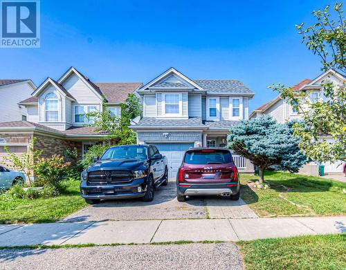 574 Bonavista Drive, Waterloo, ON - Outdoor With Facade