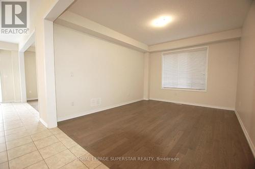 25 Esther Crescent, Thorold, ON - Indoor Photo Showing Other Room