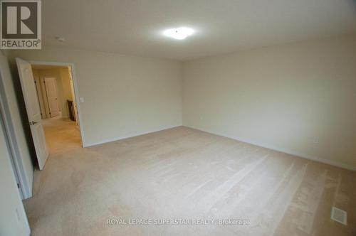 25 Esther Crescent, Thorold, ON - Indoor Photo Showing Other Room