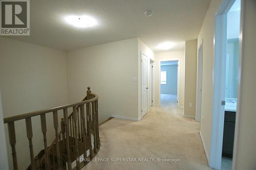 25 Esther Crescent, Thorold, ON - Indoor Photo Showing Other Room