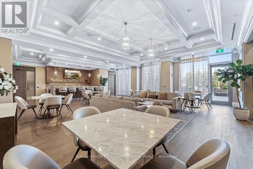 412E - 20 Gatineau Drive, Vaughan (Beverley Glen), ON - Indoor Photo Showing Dining Room